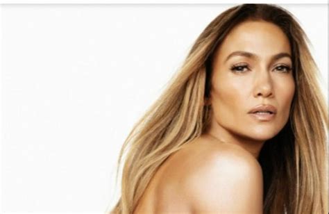 jlo tits|Jennifer Lopez, 53, strips completely naked and looks more。